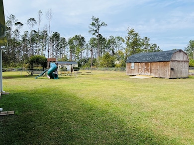 274 Summertree Dr, Douglas, GA 31535 - photo 5