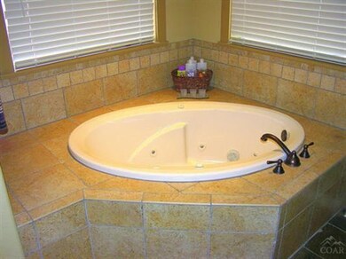 2024 NW Shiraz Ct, Bend, OR 97701 - photo 5