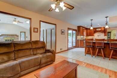 10 Elm Pl Matawan NJ 07747 USA-large-015
