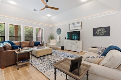 12041 Shady Creek Dr, Whitney, TX 76692 - photo 4