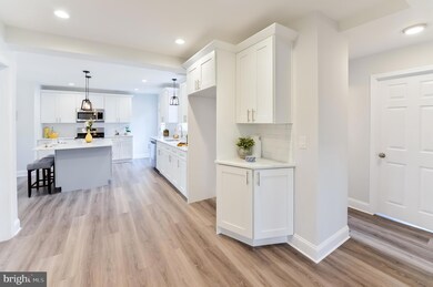 106 Winding Way, Morrisville, PA 19067 - photo 4