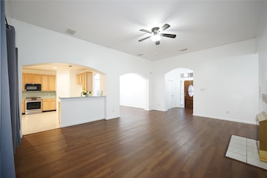 8506 Willancy Ln, Houston, TX 77095 - photo 6