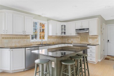 1 Lisa Marie Cir, Warwick, RI 02886 - photo 3