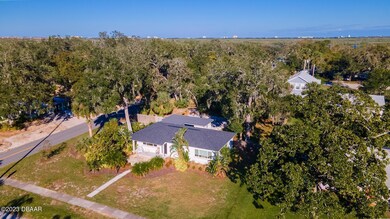 1501 Live Oak St-3
