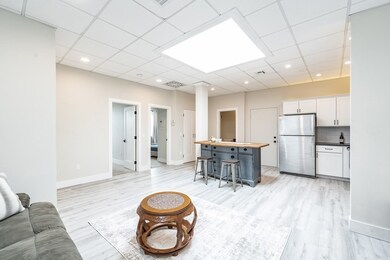 15 Hawley St unit 302, Northampton, MA 01060 - photo 6