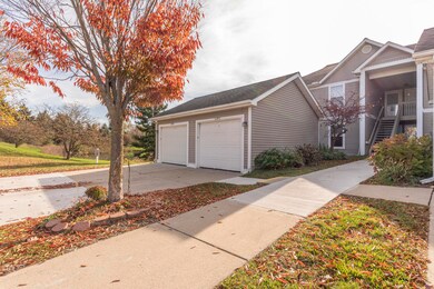 MLS4_garage_close_to_unit