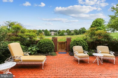 9473 Turnberry Dr, Potomac, MD 20854 - photo 6