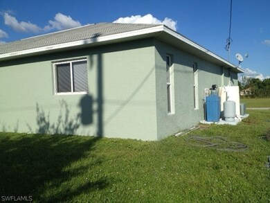 3008 NE 5th Place, Cape Coral, FL 33909 - photo 3