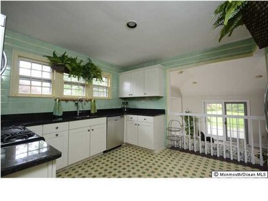 12 Wesley St, Monmouth Beach, NJ 07750 - photo 4