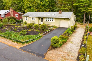 16 Russell Ln, Easthampton, MA 01027 - photo 2