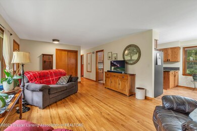 06-2204 Raby Rd-Windowstill Real Estate