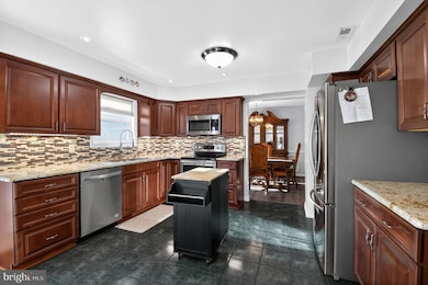 22040 Caravel Ct, Great Mills, MD 20634 - photo 7