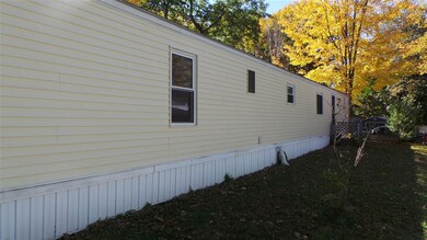 31 Willow Cir, White River Junction, VT 05001 - photo 5