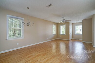 873 Impala Dr unit 39, Statesville, NC 28677 - photo 5