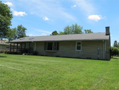 unlisted-address, Columbus, IN 47203 - photo 3