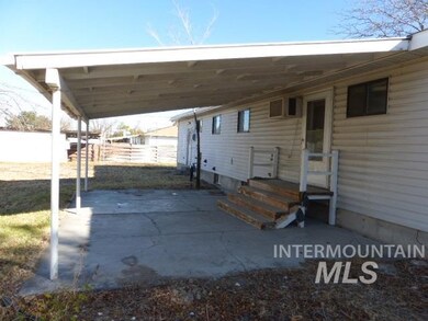 823 Rose St N, Twin Falls, ID 83301 - photo 6