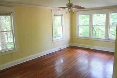 121 E End Ave, Statesville, NC 28677 - photo 6