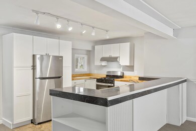 20 Sanford Rd, Wells, ME 04090 - photo 2