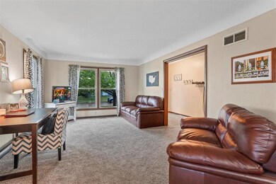 111 31st St SW, Cedar Rapids, IA 52404 - photo 7