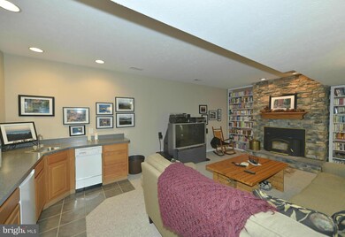 151 Signal Ct, Strasburg, VA 22657 - photo 4