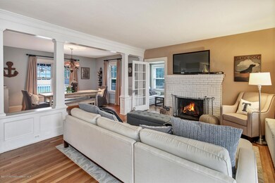 374 Conover Pl Red Bank NJ-large-011-21-