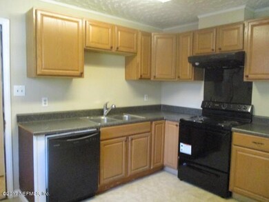 204 Regalwood Dr, Jacksonville, NC 28546 - photo 4