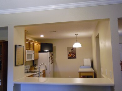 4559 N Thornhill Dr unit 208, Peoria, IL 61615 - photo 7