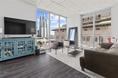 Centro unit 1402, Miami, FL 33131 - photo 7