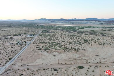 0 Valle Vista Rd unit 25560093, 29 Palms, CA 92277 - photo 4