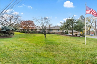 910 S Cedar Crest Blvd, Allentown, PA 18103 - photo 4