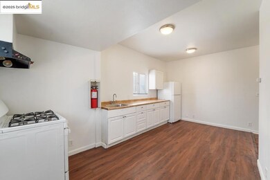 203 Bissell Ave, Richmond, CA 94801 - photo 7