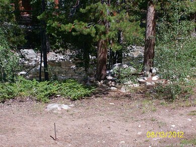 Waterfront/Dock/Pier. creek