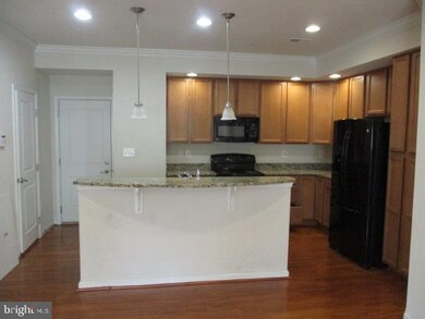 902 Hall Station Dr unit 104, Bowie, MD 20721 - photo 3