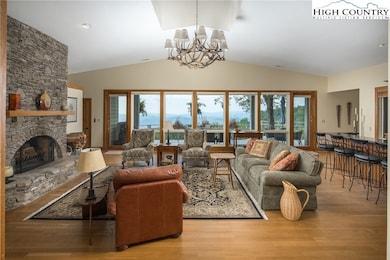 200 Longview Dr, Blowing Rock, NC 28605 - photo 6