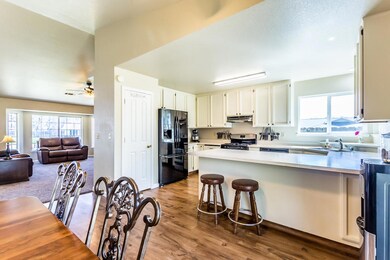 19 kitchen