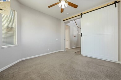 2430 Trellis Ln, Turlock, CA 95382 - photo 7