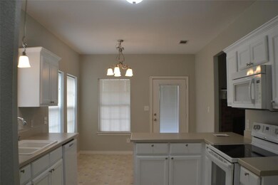 4908 Hilre Dr, Sherman, TX 75092 - photo 4