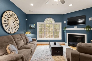 30 Hales Pond Ln, Wrentham, MA 02093 - photo 4