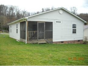 1409 Orleans St, Johnson City, TN 37601 - photo 2