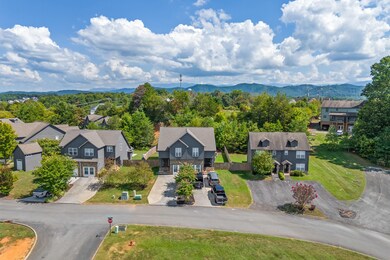 1462 William Holt Blvd, Sevierville, TN 37862 - photo 3