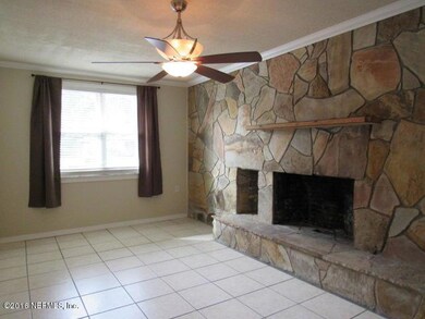 4847 Ducheneau Dr, Jacksonville, FL 32210 - photo 6