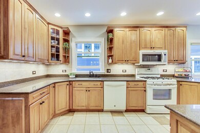 329 N Larch Ave, Elmhurst, IL 60126 - photo 4