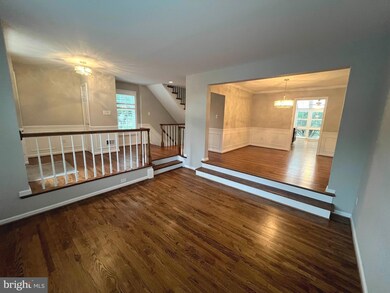 10748 Brewer House Rd, Rockville, MD 20852 - photo 5