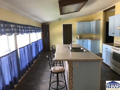 389 B St NE, Linton, IN 47441 - photo 5