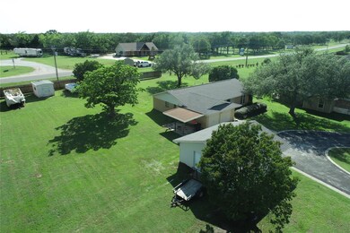 210 Cocopa Dr, Gainesville, TX 76240 - photo 2