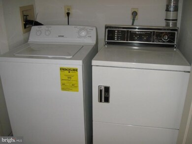 8698 Open Meadow Way, Columbia, MD 21045 - photo 4