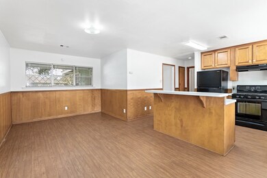 413 Gardenia Ave, Orange, TX 77630 - photo 5