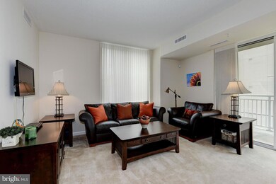 The Crescent unit 910, Silver Spring, MD 20910 - photo 6