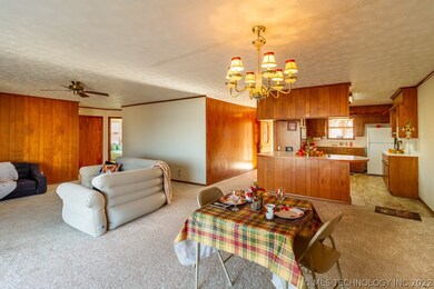 240 Dove Rd, Locust Grove, OK 74352 - photo 6