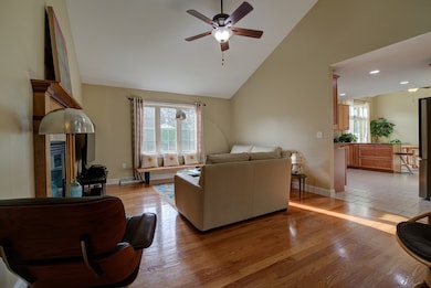 1 Autumn Dr, Easthampton, MA 01027 - photo 5